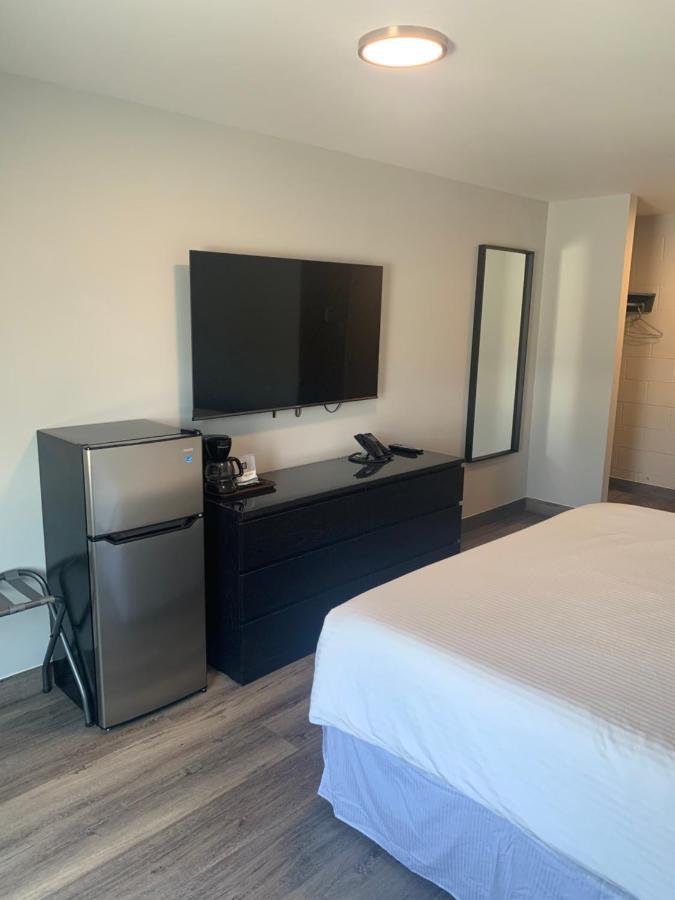 Nor Villa Hotel Виннипег Экстерьер фото